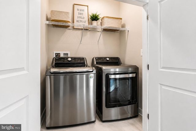 2876 LOWEN VALLEY RD, Alexandria, VA 22303