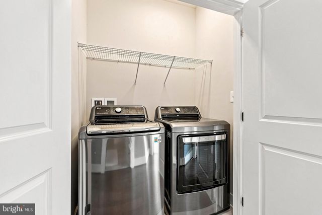 2876 LOWEN VALLEY RD, Alexandria, VA 22303