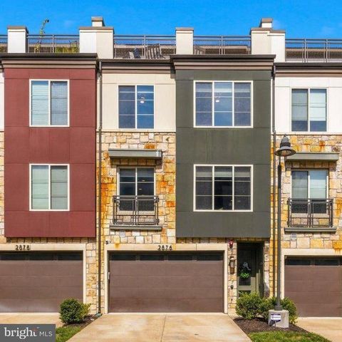 2876 LOWEN VALLEY RD, Alexandria, VA 22303