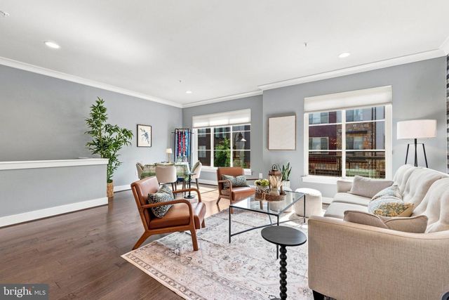 2876 LOWEN VALLEY RD, Alexandria, VA 22303