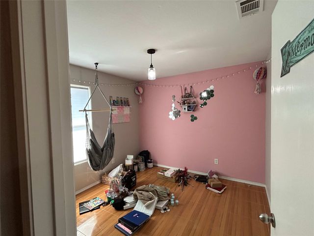 1949 Sampsell Drive, Dallas, TX 75051