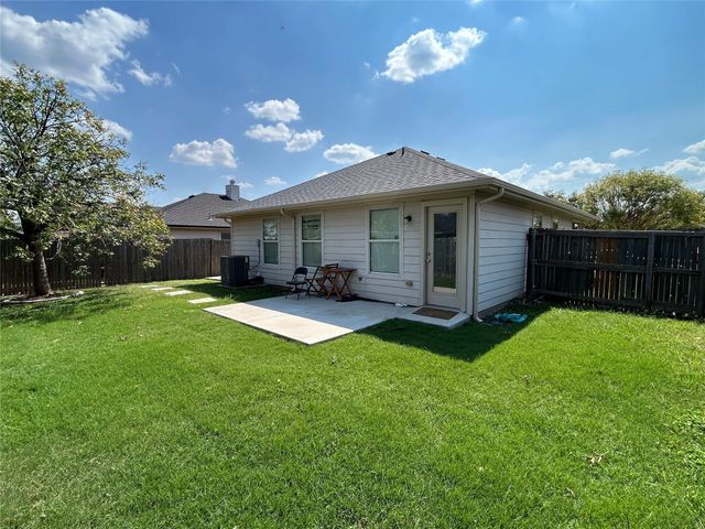 1949 Sampsell Drive, Dallas, TX 75051