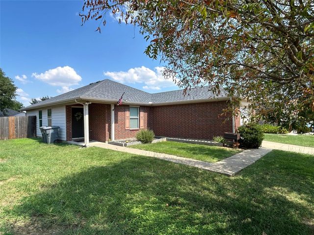 1949 Sampsell Drive, Dallas, TX 75051