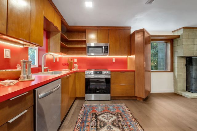 2804 Glennis Court, Tallahassee, FL 32303