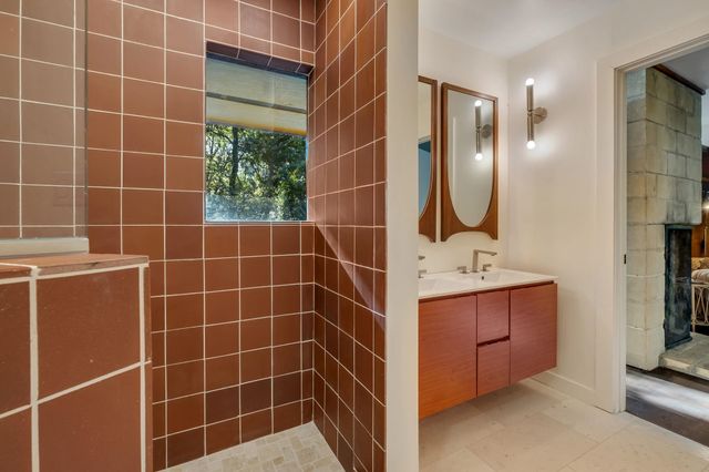 2804 Glennis Court, Tallahassee, FL 32303