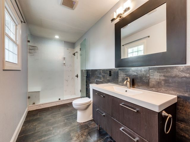 9520 Ash Creek Drive, Dallas, TX 75228