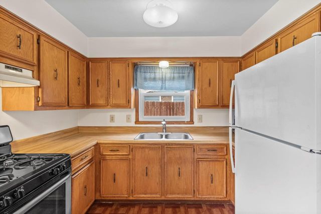 3909 W Tupelo STREET, Milwaukee, WI 53209