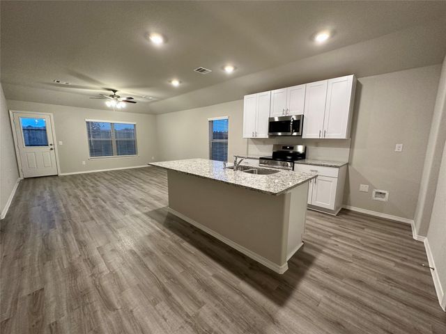 506 Dalloway Street, Montgomery, TX 77316