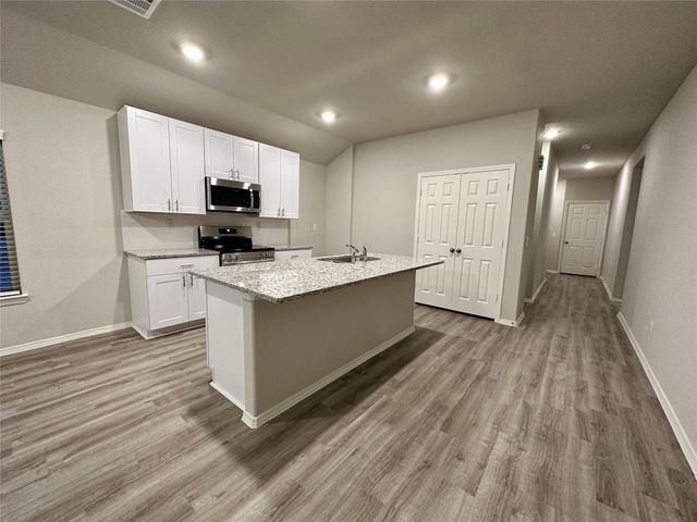 506 Dalloway Street, Montgomery, TX 77316