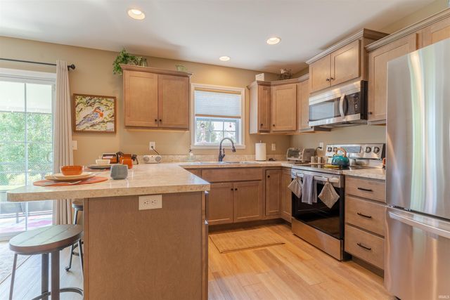 326 Wabash Circle, Chandler, IN 47610