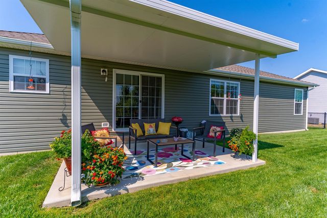 326 Wabash Circle, Chandler, IN 47610