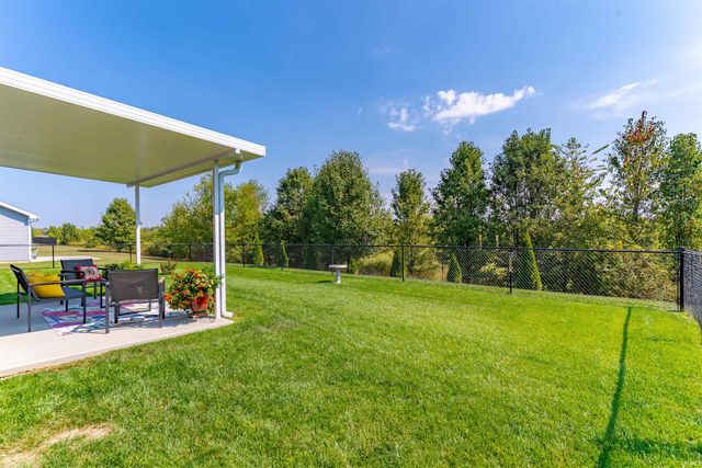 326 Wabash Circle, Chandler, IN 47610