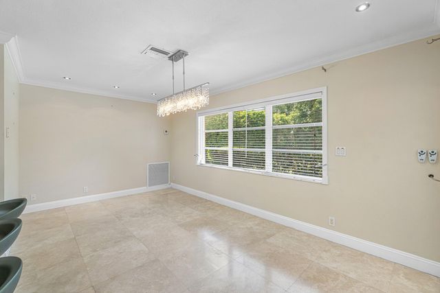 317 NE 2ND Street, Boca Raton, FL 33432