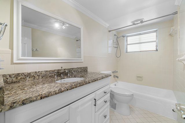 317 NE 2ND Street, Boca Raton, FL 33432