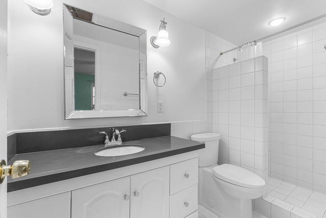 317 NE 2ND Street, Boca Raton, FL 33432