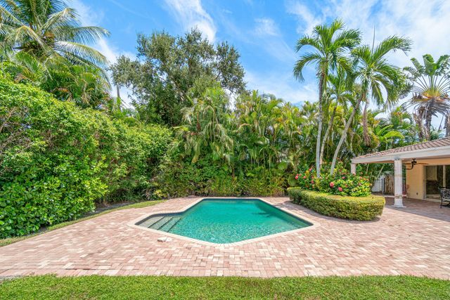 317 NE 2ND Street, Boca Raton, FL 33432