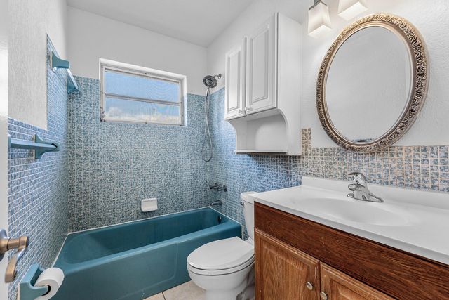 263 SE 8TH Terrace, Deerfield Beach, FL 33441