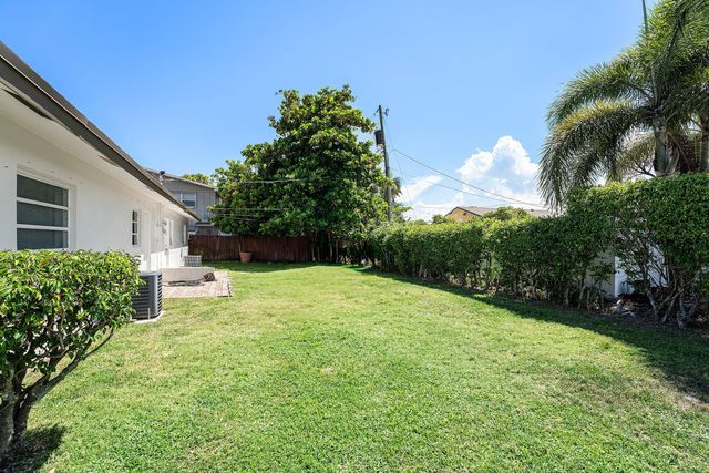 263 SE 8TH Terrace, Deerfield Beach, FL 33441