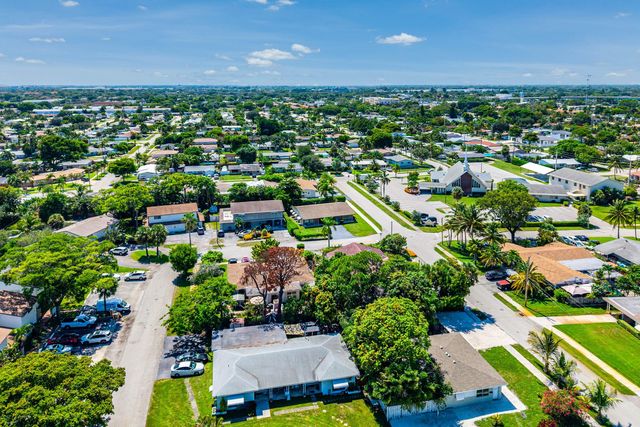 263 SE 8TH Terrace, Deerfield Beach, FL 33441