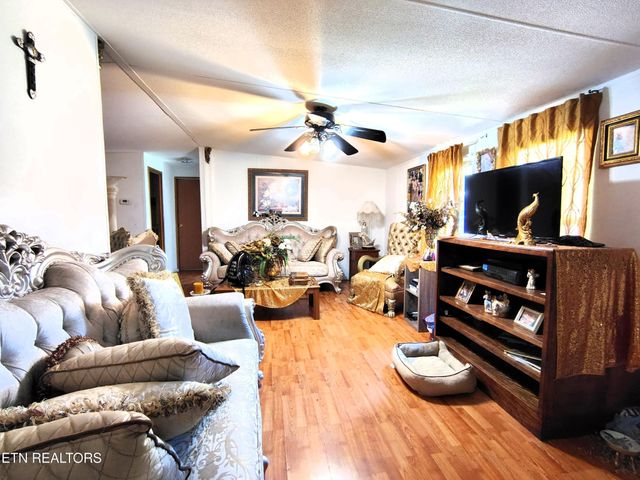 3497 Whittaker Rd, Cookeville, TN 38506