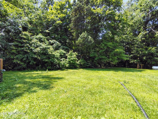 3497 Whittaker Rd, Cookeville, TN 38506