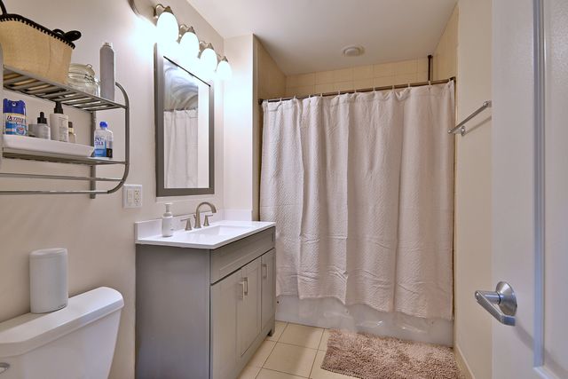 4953 Oakton Street 205, Skokie, IL 60077