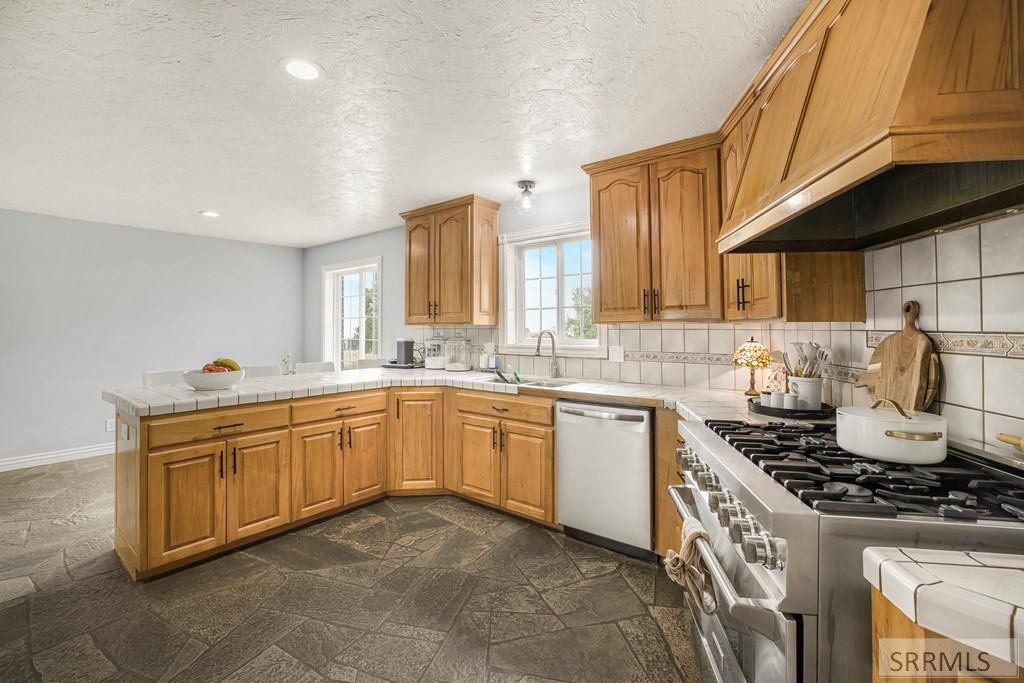 Image 11 of property listing at 5335 Fox Creek Hollow, Victor, ID 83455