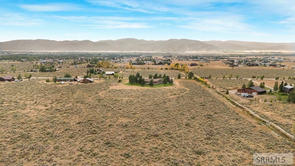 Image 43 of property listing at 5335 Fox Creek Hollow, Victor, ID 83455