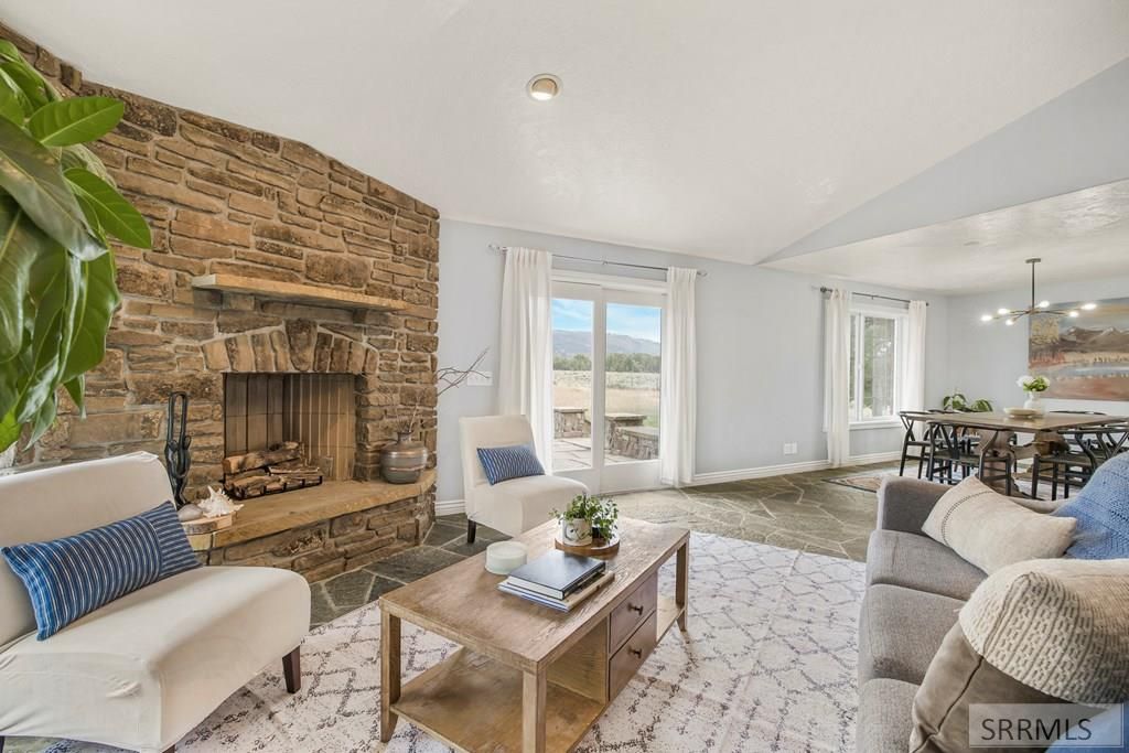 Image 8 of property listing at 5335 Fox Creek Hollow, Victor, ID 83455