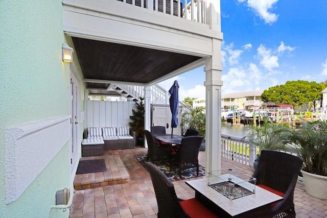 5012 STARFISH DRIVE SE B, St Petersburg, FL 33705