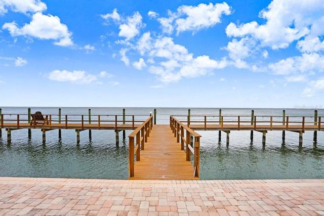 5012 STARFISH DRIVE SE B, St Petersburg, FL 33705