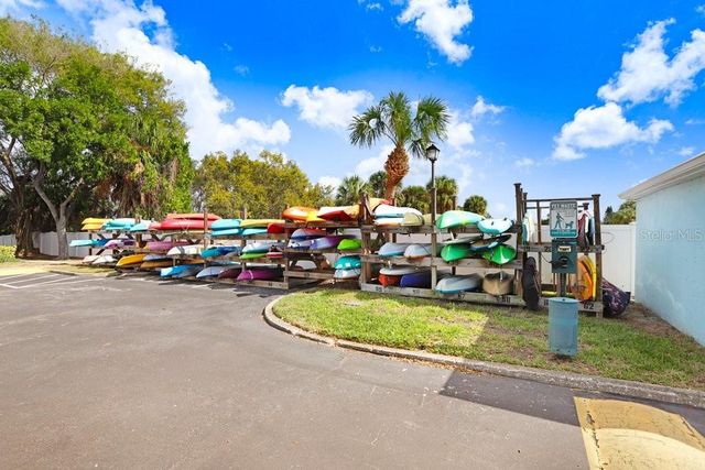 5012 STARFISH DRIVE SE B, St Petersburg, FL 33705