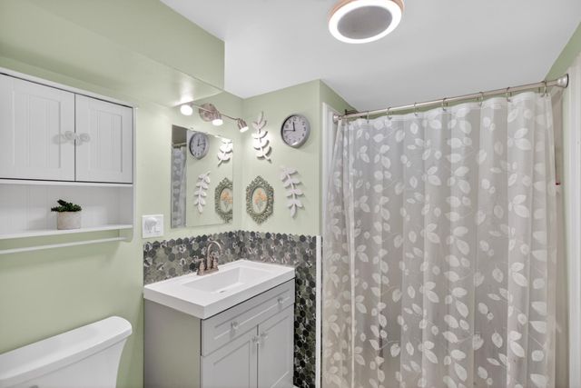 8801 Chicago Avenue S, Bloomington, MN 55420