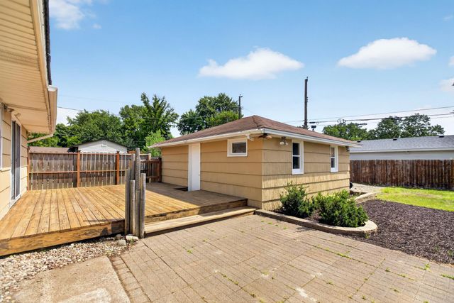 8801 Chicago Avenue S, Bloomington, MN 55420