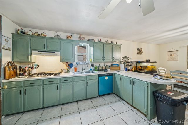 2702 S 27th Street, Muskogee, OK 74401