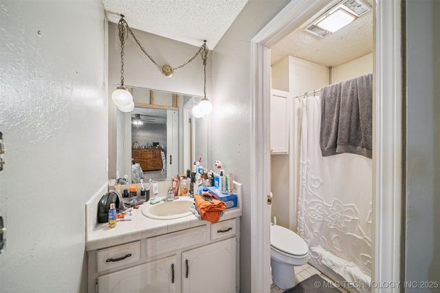 2702 S 27th Street, Muskogee, OK 74401