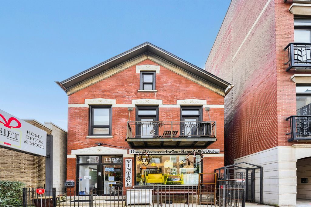 1357 W Fullerton Avenue B, Chicago, IL 60614 — exterior