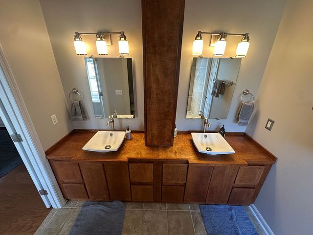 2402 Brookstone Pl, Mount Juliet, TN 37122