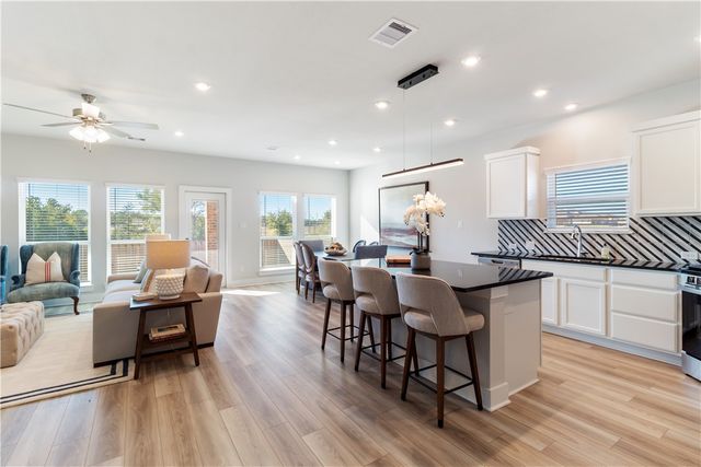 6410 Raleigh Loop, College Station, TX 77845