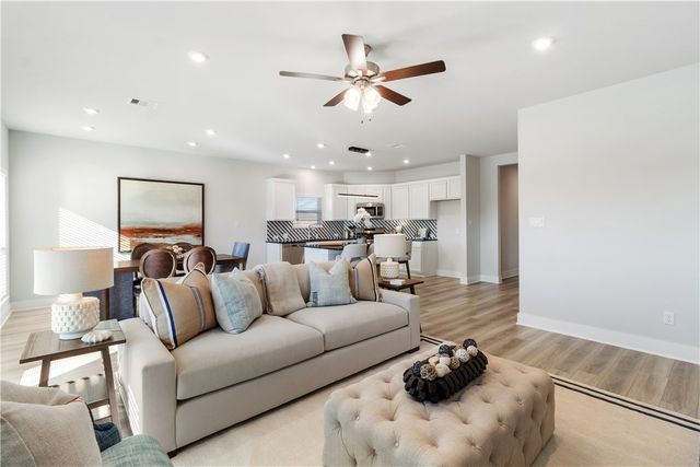 6410 Raleigh Loop, College Station, TX 77845