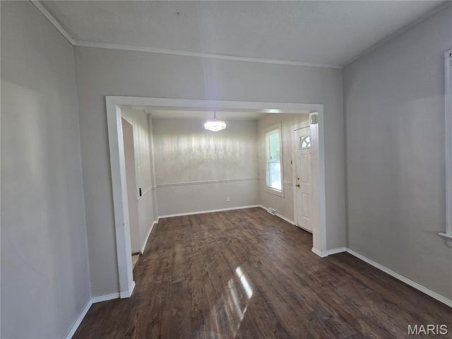 2340 Burns Avenue, Overland, MO 63114