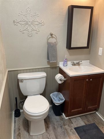 1910 S 12th Street, Waco, TX 76706