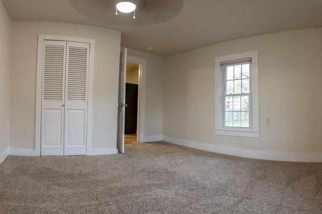 1910 S 12th Street, Waco, TX 76706