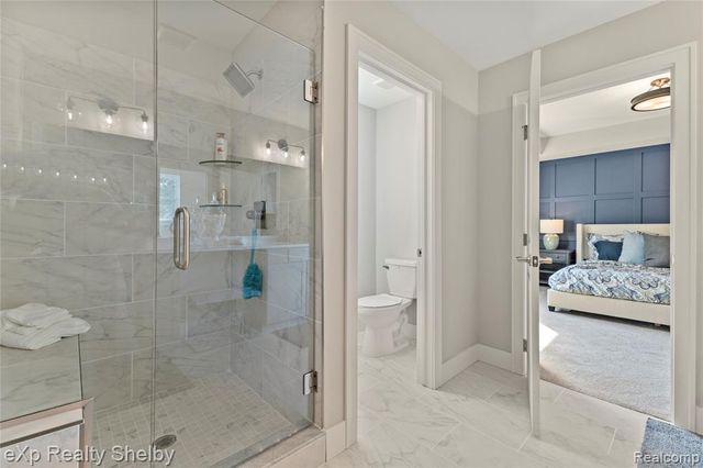 52090 Wellington Valley Drive, Macomb, MI 48042