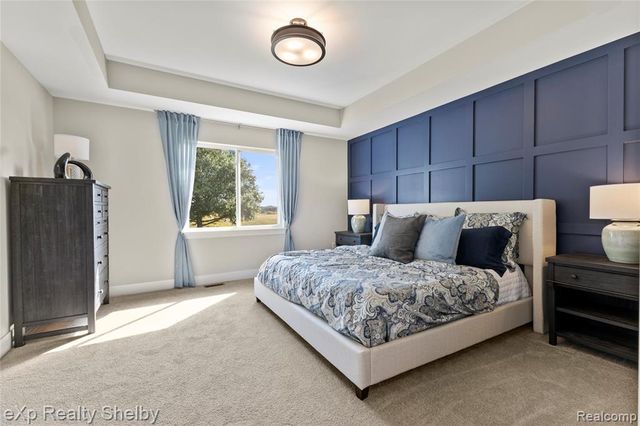 52090 Wellington Valley Drive, Macomb, MI 48042