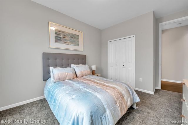 52090 Wellington Valley Drive, Macomb, MI 48042