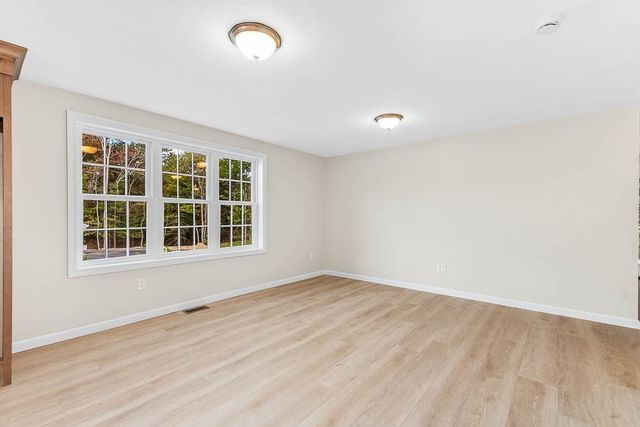 42 Bumble Bee Dr., Plymouth, MA 02360