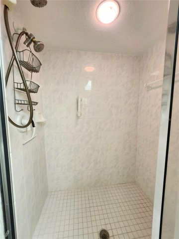 14883 SEMINOLE TRAIL 130, Seminole, FL 33776
