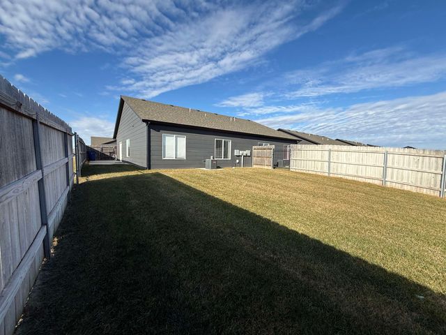 13502-13504 W Haskell Ct, Wichita, KS 67235