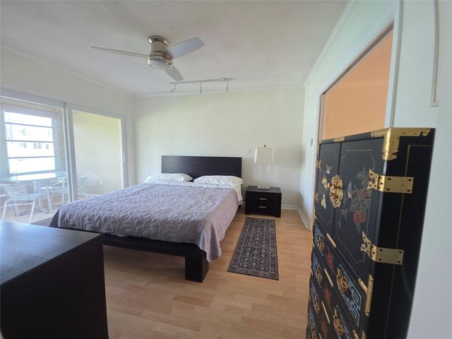 2131 NE 42nd Ct 208E, Lighthouse Point, FL 33064